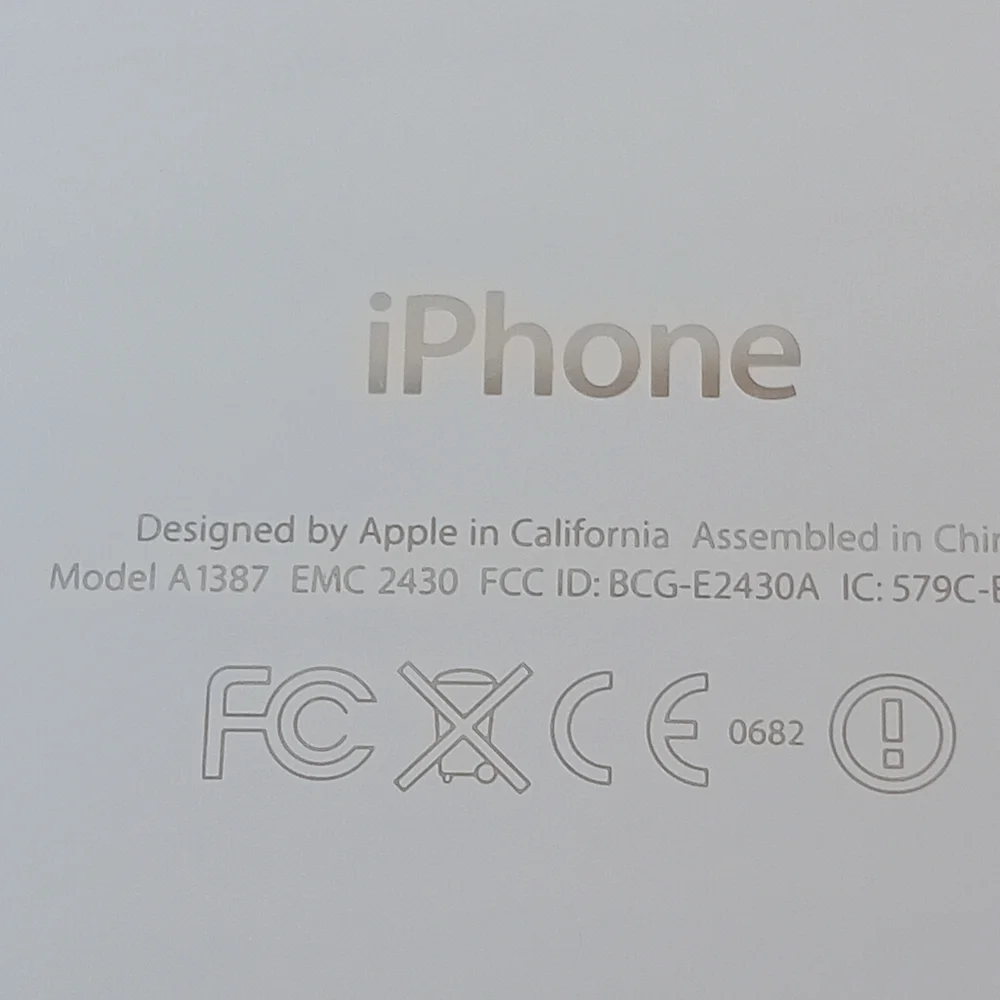 iPhone ( For parts only ) !!!